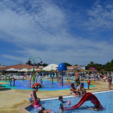 Camping les charmettes- Les Mathes Extérieur photo