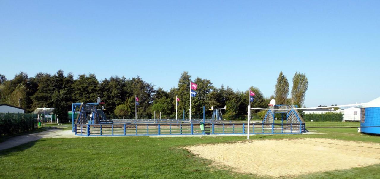 Camping les charmettes- Les Mathes Extérieur photo