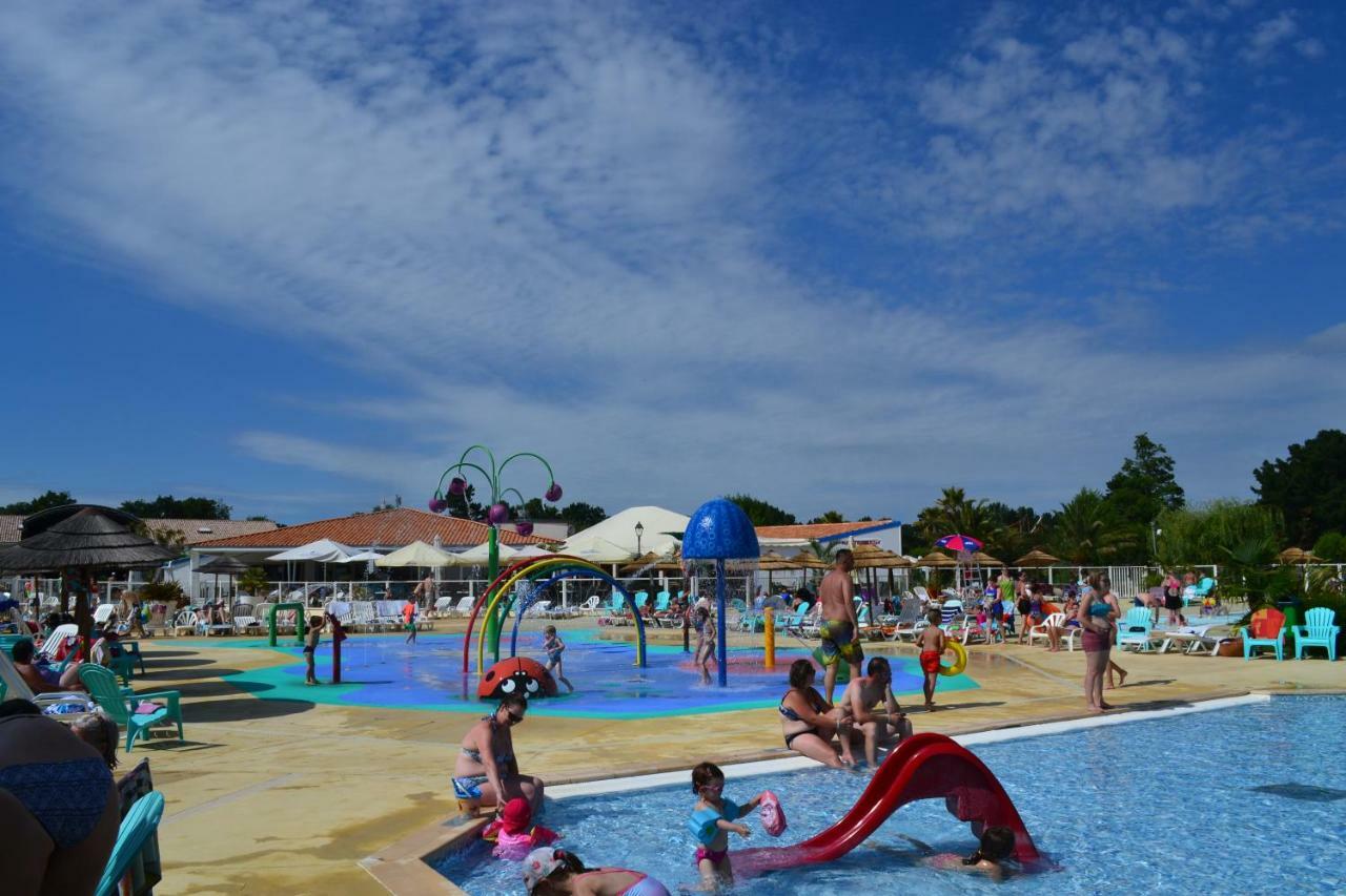 Camping les charmettes- Les Mathes Extérieur photo